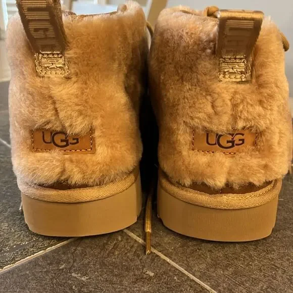 UGG Neumel Cozy Classic Ankle Boots Men’s Size 9.
